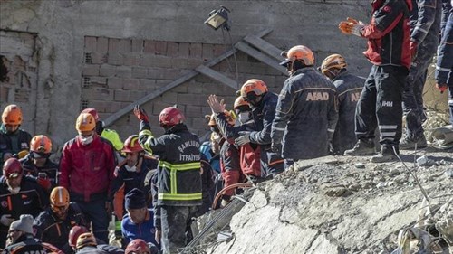 ابراز همدری جامعه کشتی با مردم زلزله زده ترکیه و سوریه